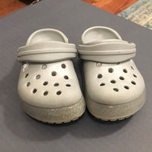 2 Toddler Girls Crocs